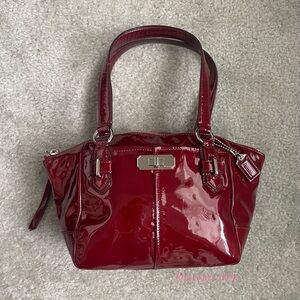 Vintage Coach Wine Red Chelsea Patent Small Tote/Satchel Handbag 🍒